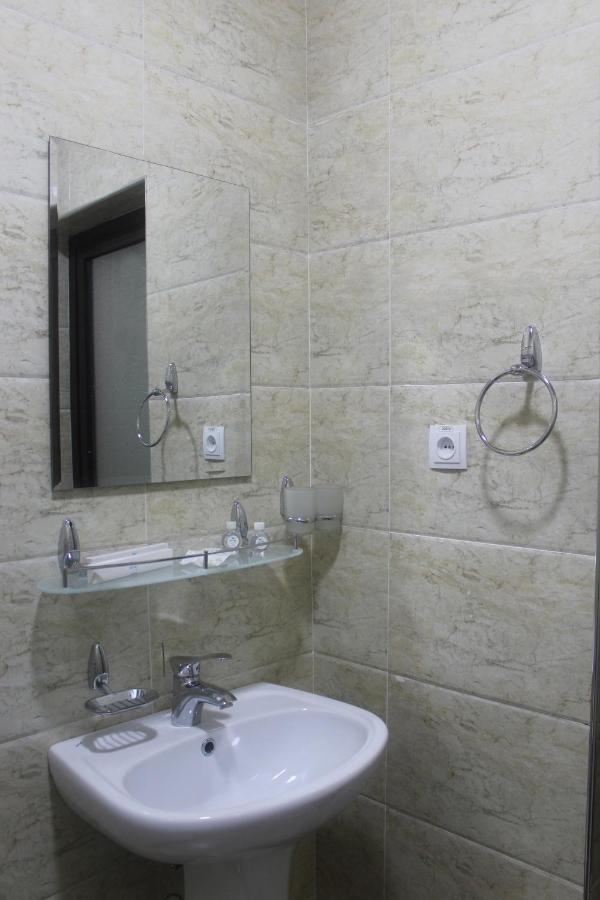 Taxtapul Hotel Tashkent Exterior foto
