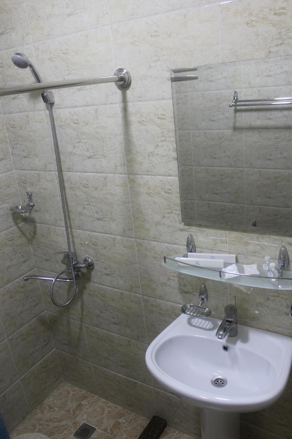 Taxtapul Hotel Tashkent Exterior foto