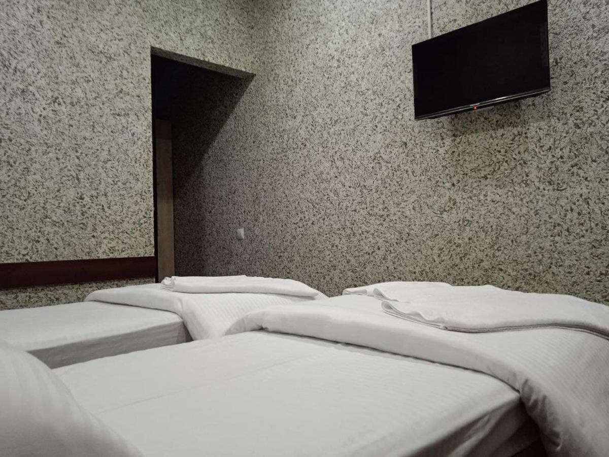 Taxtapul Hotel Tashkent Exterior foto
